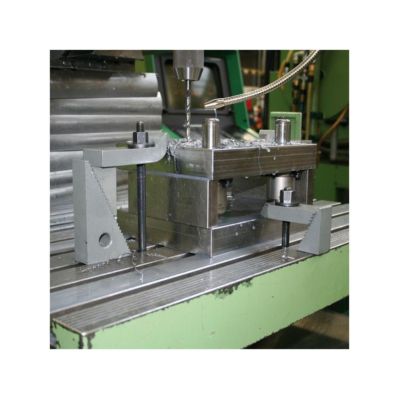 AMF 6314Z-9x100 Spanneisen mit Treppenzähnen