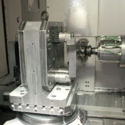 AMF 6498FT-M16x18 Basisplatte mit Nut